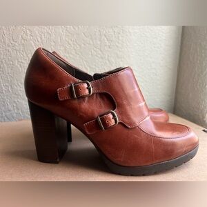 Clarks Artisan Elipsa Mae Double Buckle Brown Block Heels Ankle Boots Size 10